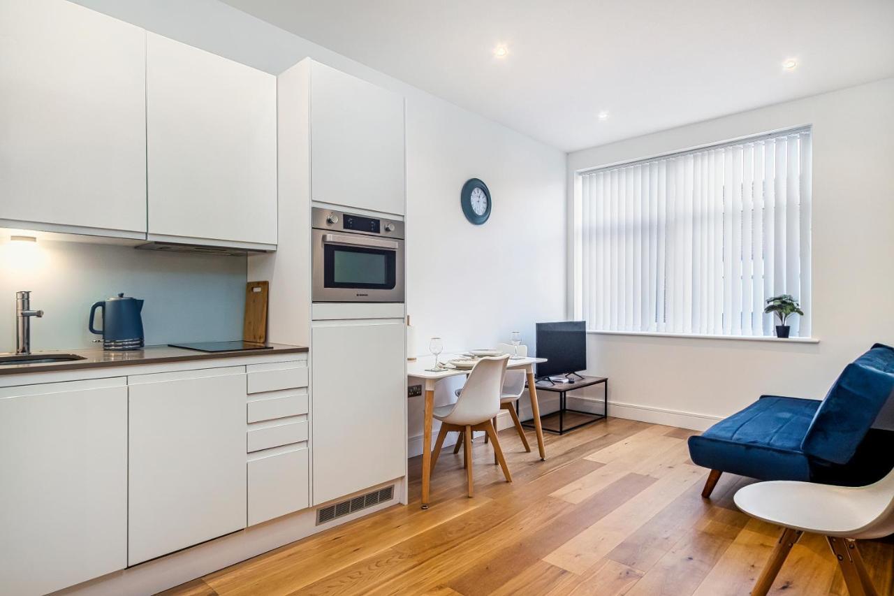 10080 Luxury Apartment Near Luton Town Mall エクステリア 写真